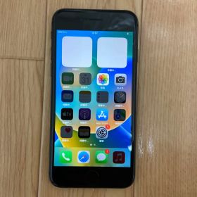 Apple iPhone 8 64GB 本体のみ