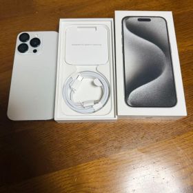 Apple iPhone 15 Pro 本体 256GB