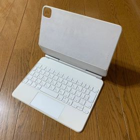 Apple Magic Keyboard A2261 MJQJ3J/A ホワイト