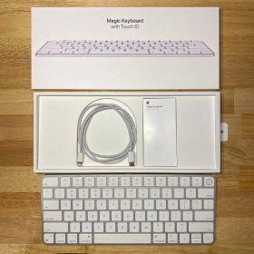 【美品】Apple Magic Keyboard with Touch ID英語