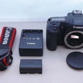 【全品ポイント10倍！要エントリー】【期間限定セール】キヤノン Canon デジタル一眼レフカメラ ボディ APS-C EOS 80D 【中古】