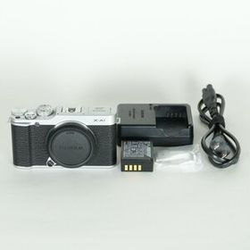 [良品 | サムレスト付] FUJIFILM X-A1 ボディ シルバー | 富士フイルムXマウント