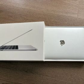 MacBook Pro 2017 13インチ スペースグレー 256GB