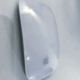 Apple Magic Mouse2 タッチセンサー搭載/充電式/動作検証済み