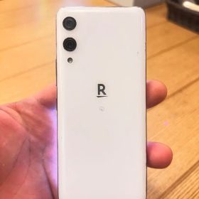 楽天ハンドホワイトRakutenᎻand P710 SIMフリー