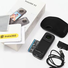 新品級 アクションカメラ Insta360 X3 クイックリーダーセット ②