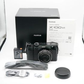 ほぼ新品 フジフイルム FUJIFILM X100VI ブラック シャッター回数5500回、あると嬉しい元箱・取説・付属品完備！