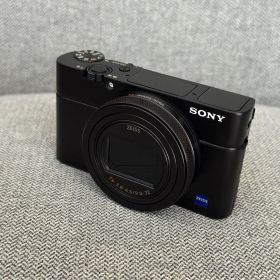 【希少・美品】SONY DSC-RX100M7 (RX100VII)海外版