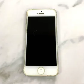 Apple iPhone SE(第1世代) 新品¥3,086 中古¥3,500 | 新品・中古の