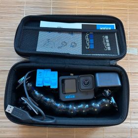 GoPro Hero10 Black 公式アクセサリー付き