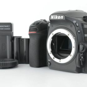 【美品】シャッターカウント632回 Nikon D7500 20.9MP Digital SLR ニコン デジタル一眼レフカメラ ボディ EF-TN-JP1686