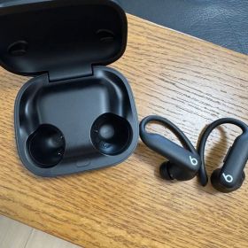 【最終値下げ】Powerbeats Pro 2 ブラック