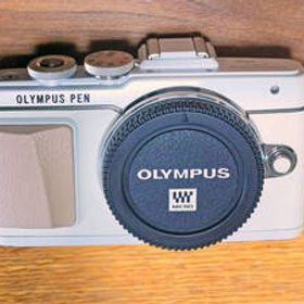 ★良品★オリンパス OLYMPUS PEN Lite E-PL7 ボディ ホワイト