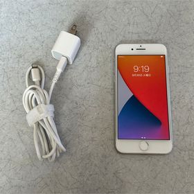 アイフォーン(iPhone)のアップル iPhone8 64GB シルバー SIMフリー(スマートフォン本体)
