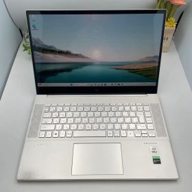 HP ENVY Laptop - 15-ep0084tx バッテリー100%