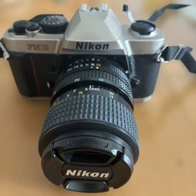 Nikon FM10 一眼レフ カメラ