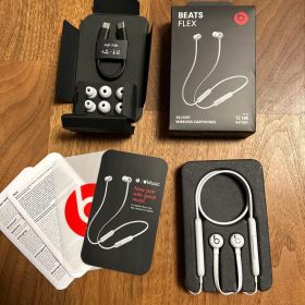 BEATS FLEX ビーツフレックス ワイヤレスイヤホン