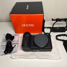 美品 SONY α6700 デジタルカメラ 本体
