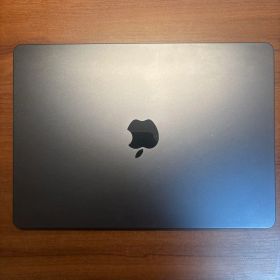 【値下げ可】MacBook Air M2 13.6インチ 8GB/256GB