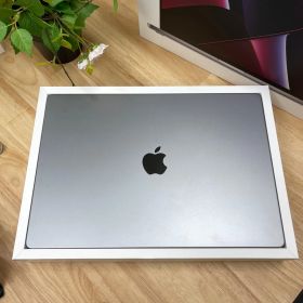 新品同様 MacBook Pro 16インチ M2Proチップ スペースグレー 送料無料 30V6L
