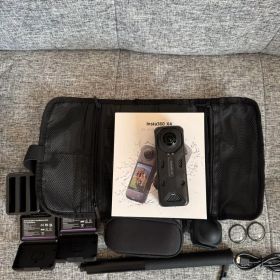 Insta360 X4 本体 + 付属品