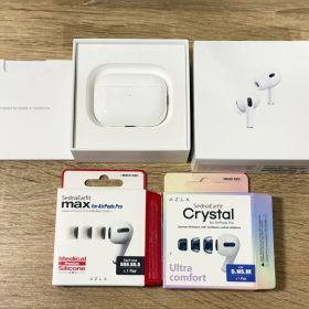 AirPods Pro 2 本体とAzlaイヤーチップ 2セット