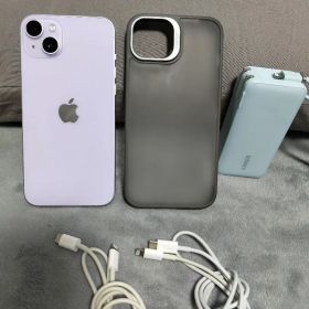 美品！おまけ多数 香港版 デュアルSIM Apple iPhone14Plus