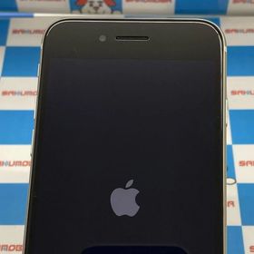 iPhoneSE 第3世代 64GB スターライト MMYD3J/A docomo版SIMフリー