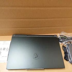 【未使用品】MSI Cyborg 15 A12UC ゲーミングノートPC (15.6型/Core i5-12450/16GB/SSD512GB/Win11H) ノートパソコン CYBORG-15-A12UC-3050JP