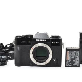 美品 富士フイルム X-T30 ミラーレスデジタルカメラボディ Fujifilm