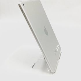 アップル(Apple)の【全額返金保証】【最速発送】Apple iPad 第6世代 32GB シルバー Wi-Fi 美品 動作確認済(タブレット)