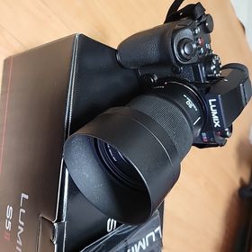 パナソニック(Panasonic)のPanasonic LUMIX S5II ダブルレンズキット ミラーレス一眼カ…(ミラーレス一眼)