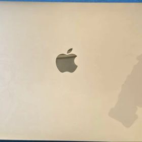 MacBook Air 2018 デュアルコア Intel Core i5