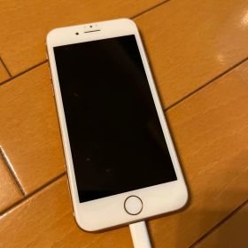 Apple iPhone 8 ゴールド