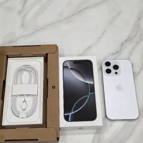 Apple iPhone 16pro 128gbホワイトチタニウム SIMフリー