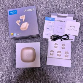 soundcore Liberty 5 シャンパンゴールド