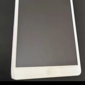 【美品】Apple iPad mini 初代モデル シルバー
