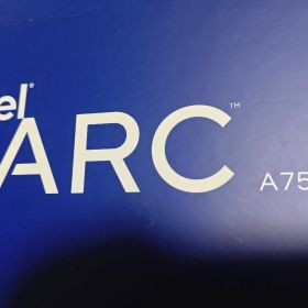 Intel ARC A750 グラフィックボード