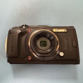 OLYMPUS Tough TG-6 本体とPT-059 ハウジングと付属品