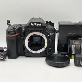 【美品】NIKON D7200 ボディ ブラック 3,843ショット