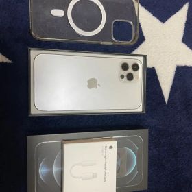 Iphone 12 Pro 256ケース付き バッテリー94％ボーナス 一般