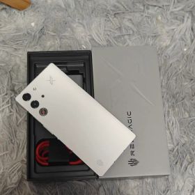 Redmagic 10 pro 12/256gb global 本体 ホワイト