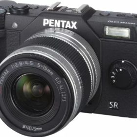 【中古】PENTAX デジタルミラーレス一眼 Q10 ズームレンズキット [標準ズーム 02 STANDARD ZOOM] シルバー Q10 LENSKIT SILVER 12163