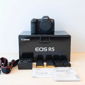 キャノン EOS R5 ボディ 電池4個