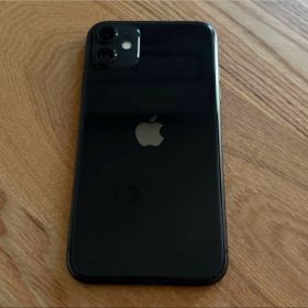 Apple iPhone 11 ブラック 本体