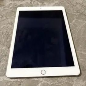Apple iPad Air2ゴールド（16GB）