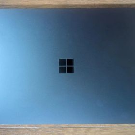 Surface Laptop3 13.5インチ 8GB/256G
