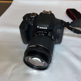 Canon EOS Kiss X8i ダブルズーム 一眼レフカメラ フルセット