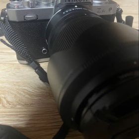 Nikon Z fc ミラーレスカメラ シルバー 望遠レンズ