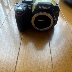 Nikon D5100 デジタル一眼レフカメラ